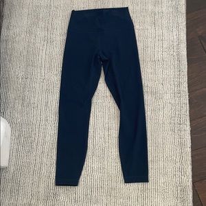 Lululemon wunder under